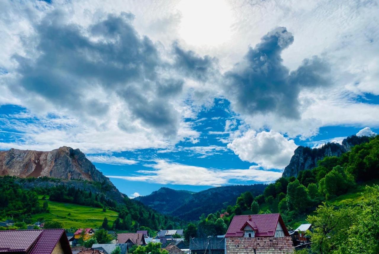 Acasa In Bicaz-Chei - Camere De Inchiriat Cheile Bicazului Luaran gambar